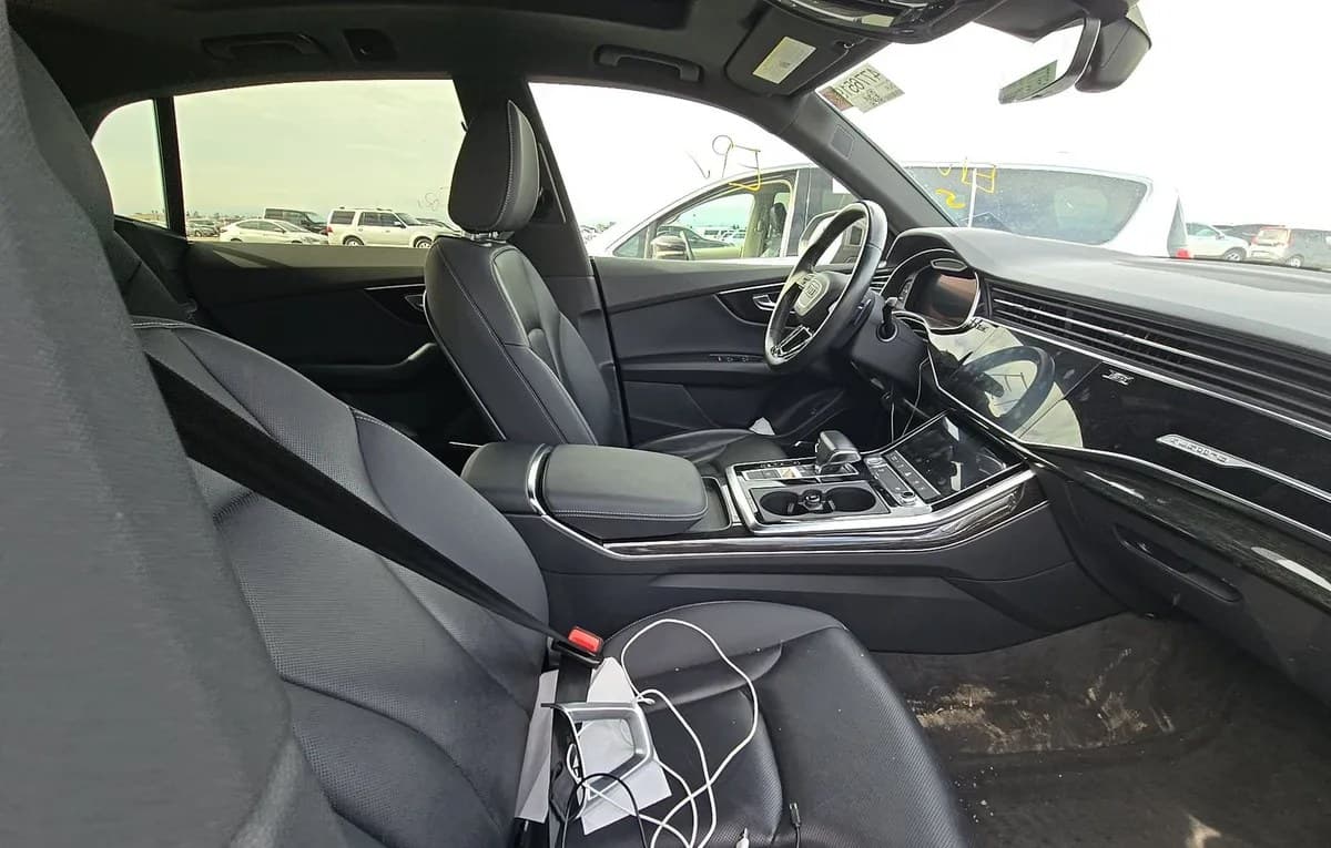 2019 AUDI Q8 PREMIUM Plus 5