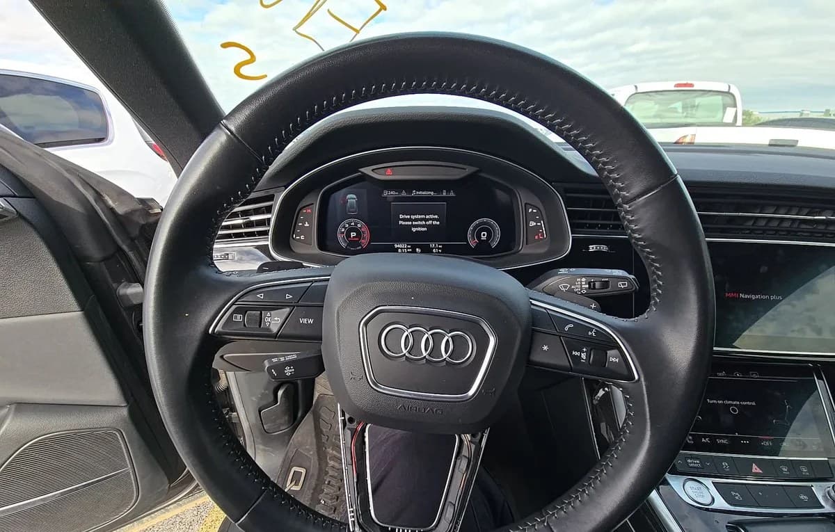 2019 AUDI Q8 PREMIUM Plus 7