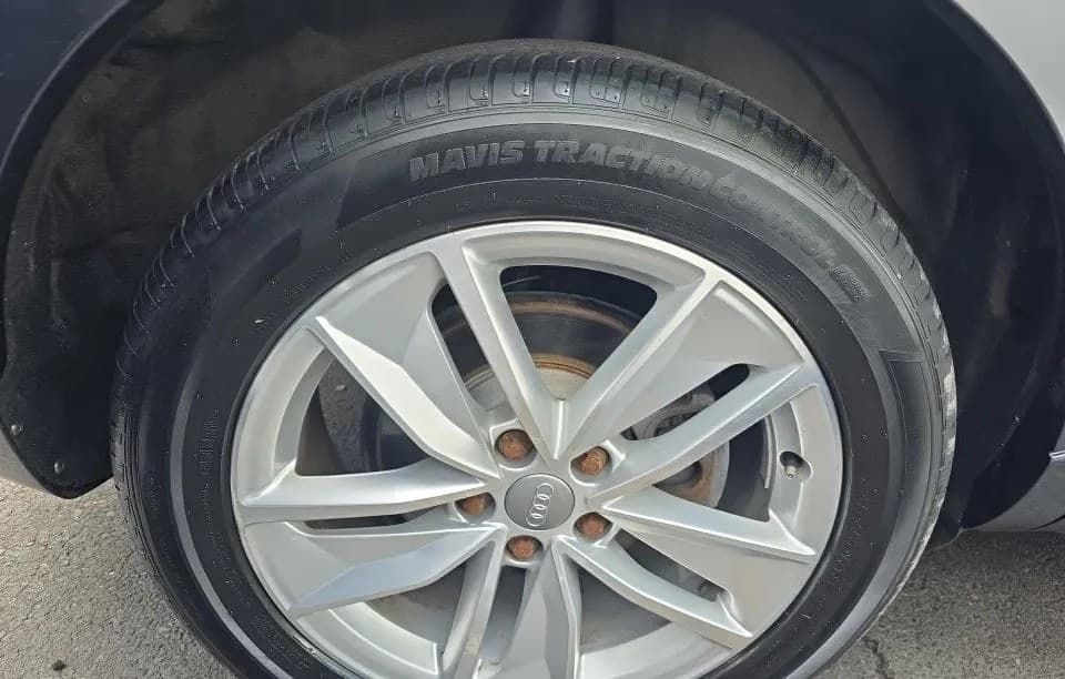 2018 AUDI Q3 2.0T Premium 7
