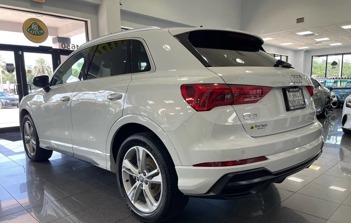 2019 AUDI Q3 2.0T S LINE PREMIUM PLUS 4