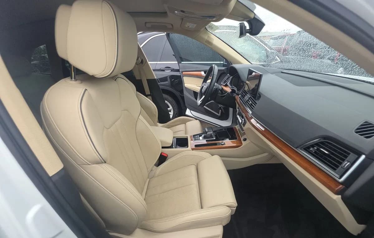 2021 AUDI Q5 E Prestige 5