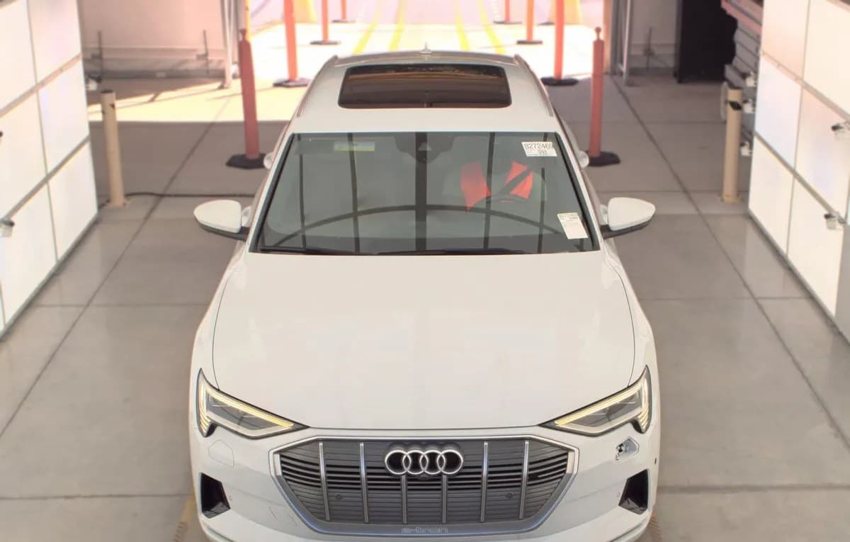 2019 AUDI E-TRON PREMIUM Plus 3