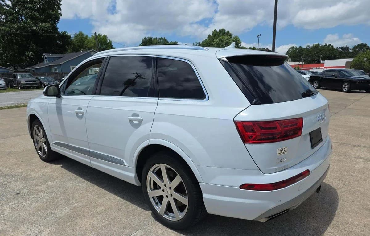 2017 AUDI Q7 3.0T Prestige 3