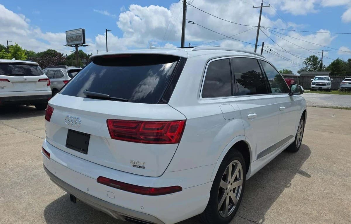 2017 AUDI Q7 3.0T Prestige 4