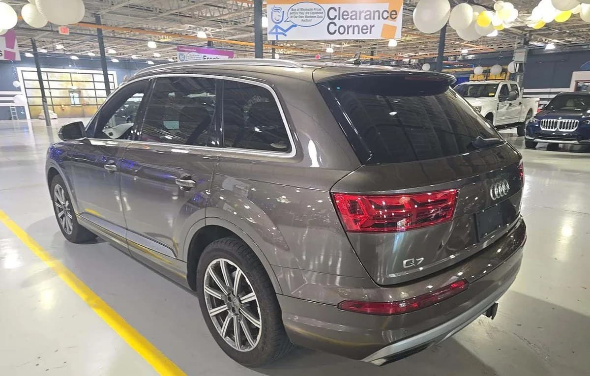 2017 AUDI Q7 3.0T Prestige 3