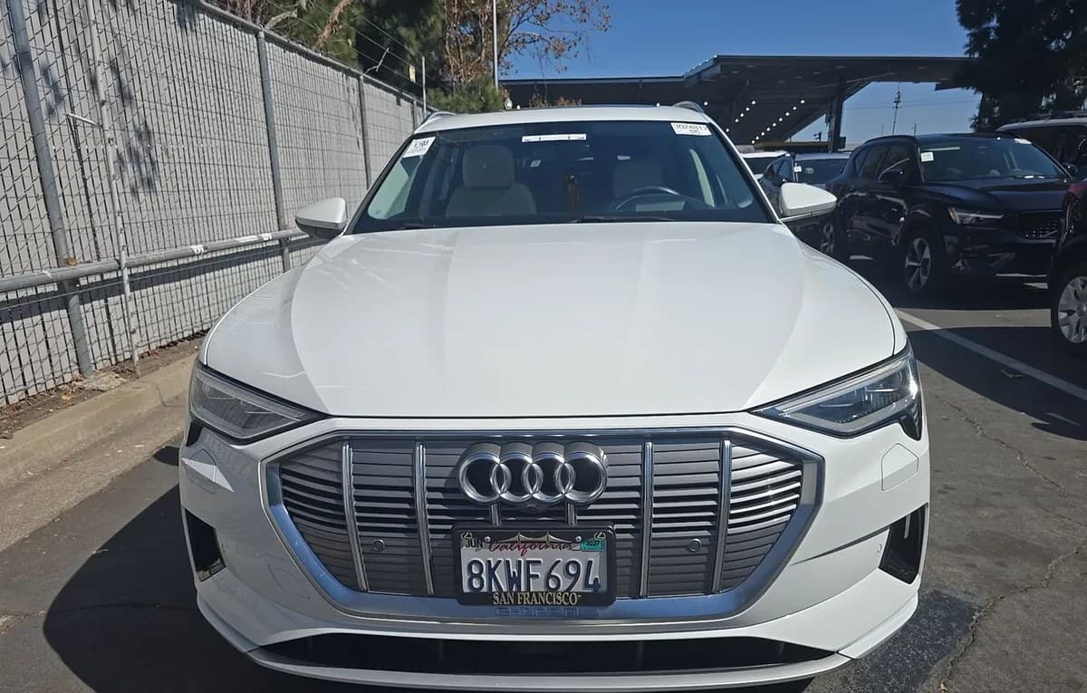 2019 AUDI E-TRON Prestige 3