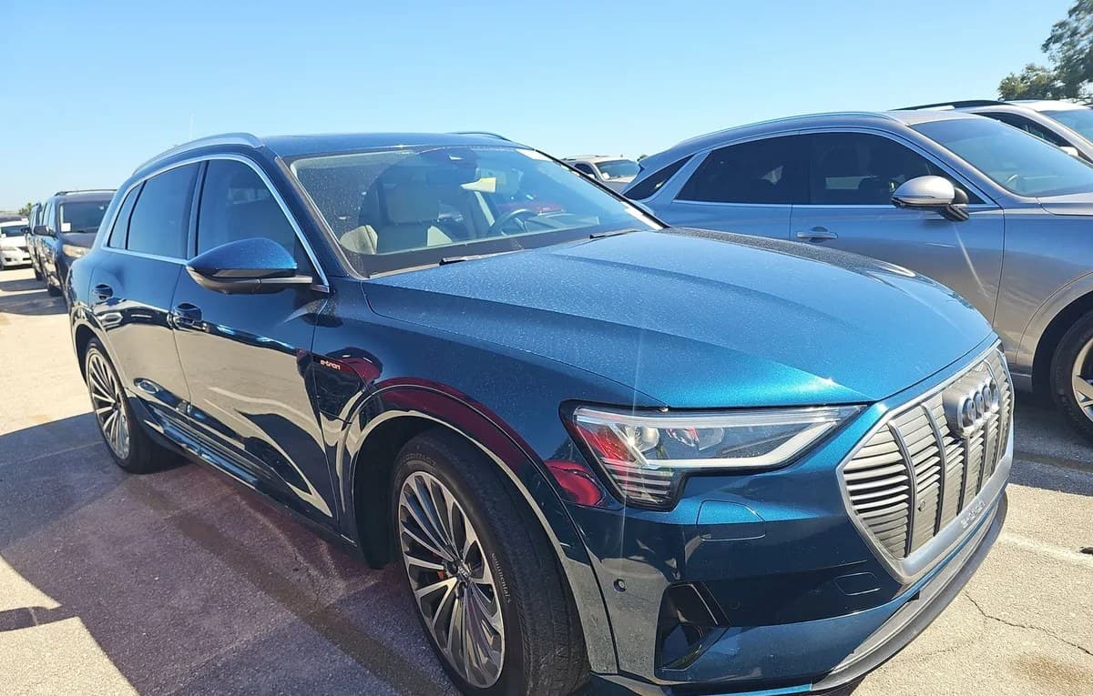 2019 AUDI E-TRON Prestige 4