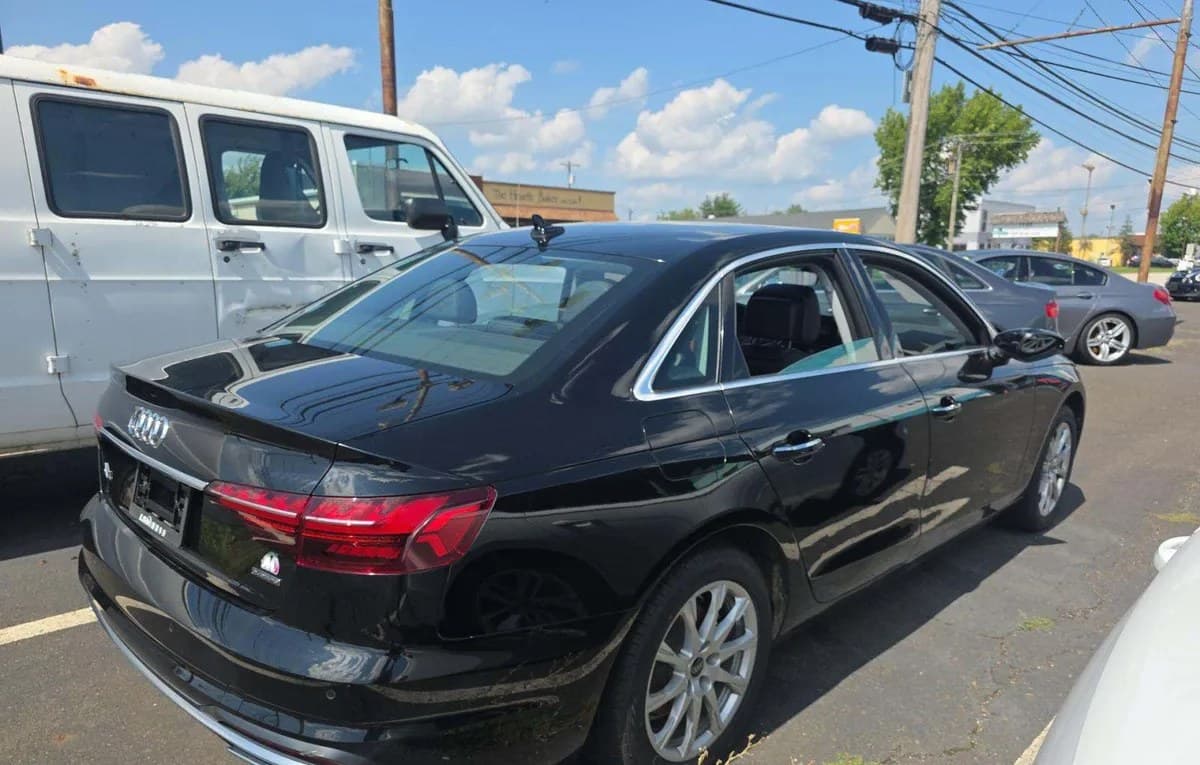 2021 AUDI A4 Premium 4