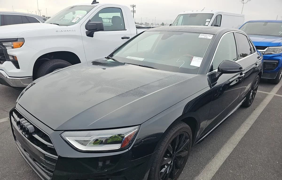 2021 AUDI A4 Premium 2