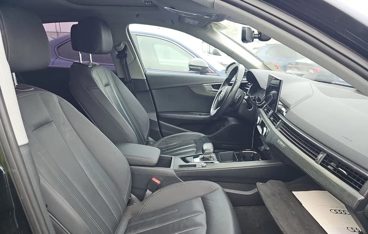 2021 AUDI A4 Premium 5