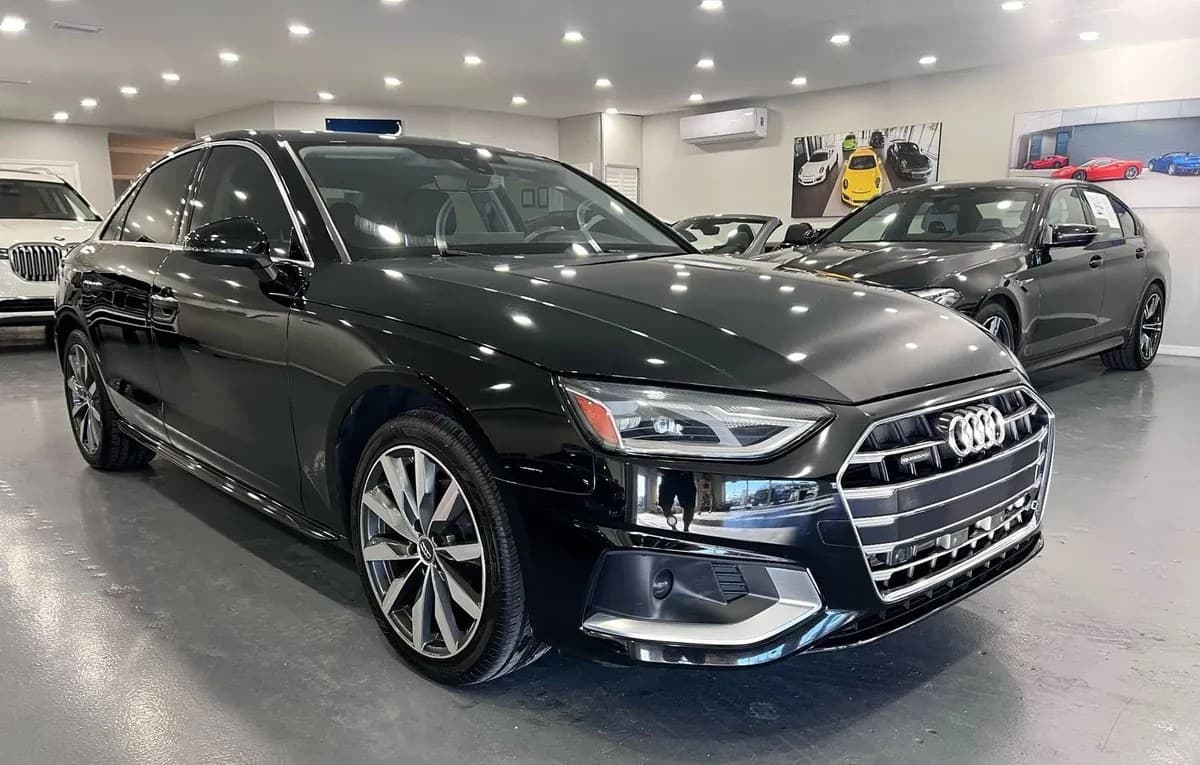 2021 AUDI A4 Premium 2
