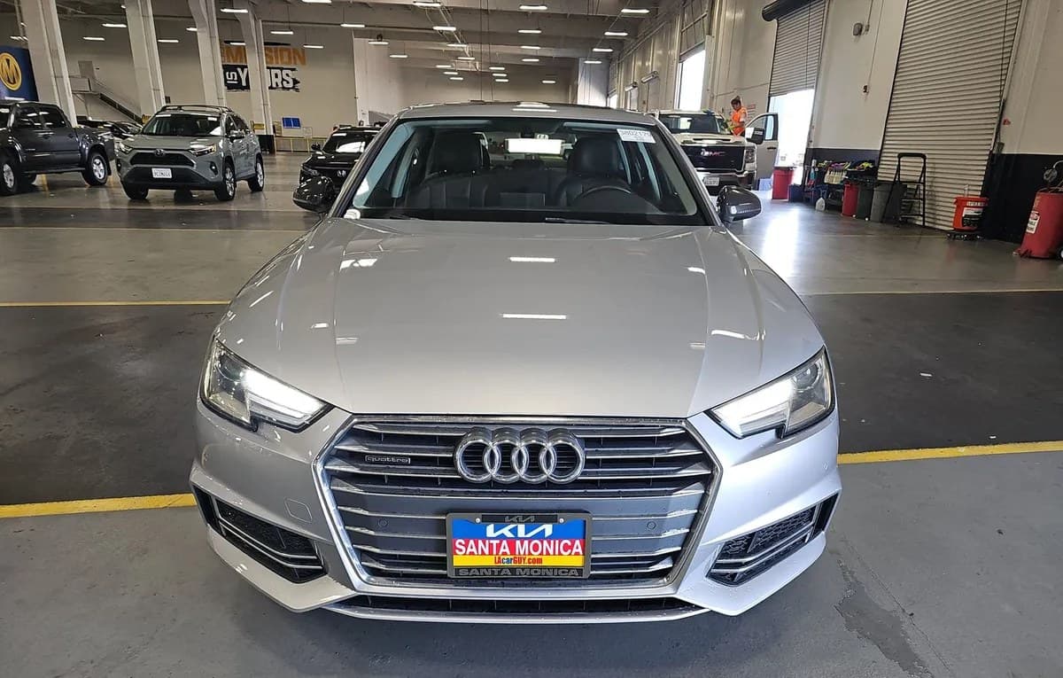 2018 AUDI A4 Komfort 3