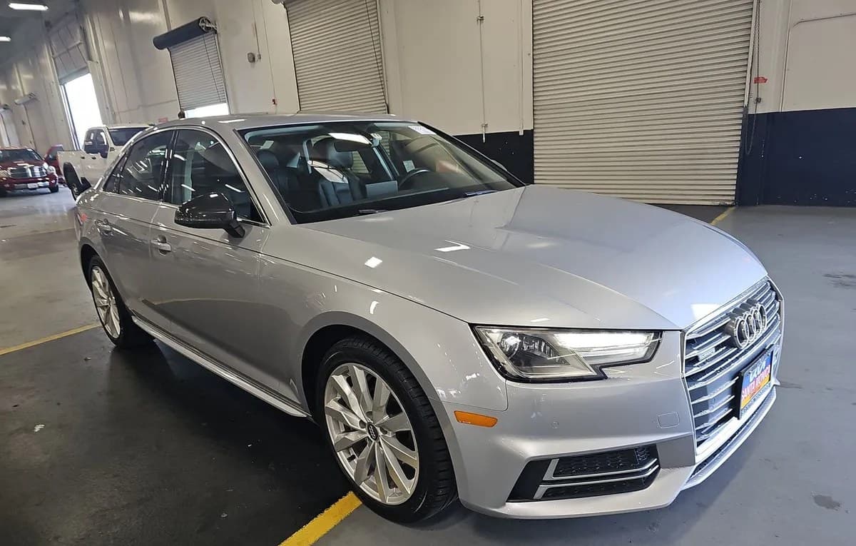 2018 AUDI A4 Komfort 4