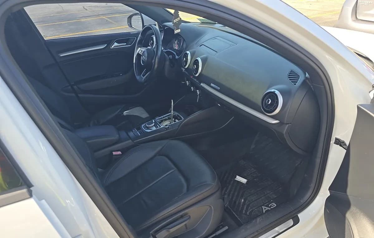 2018 AUDI A3 2.0T Premium 4