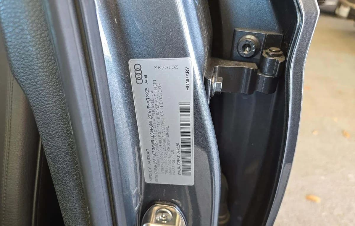 2018 AUDI A3 2.0T Premium 3