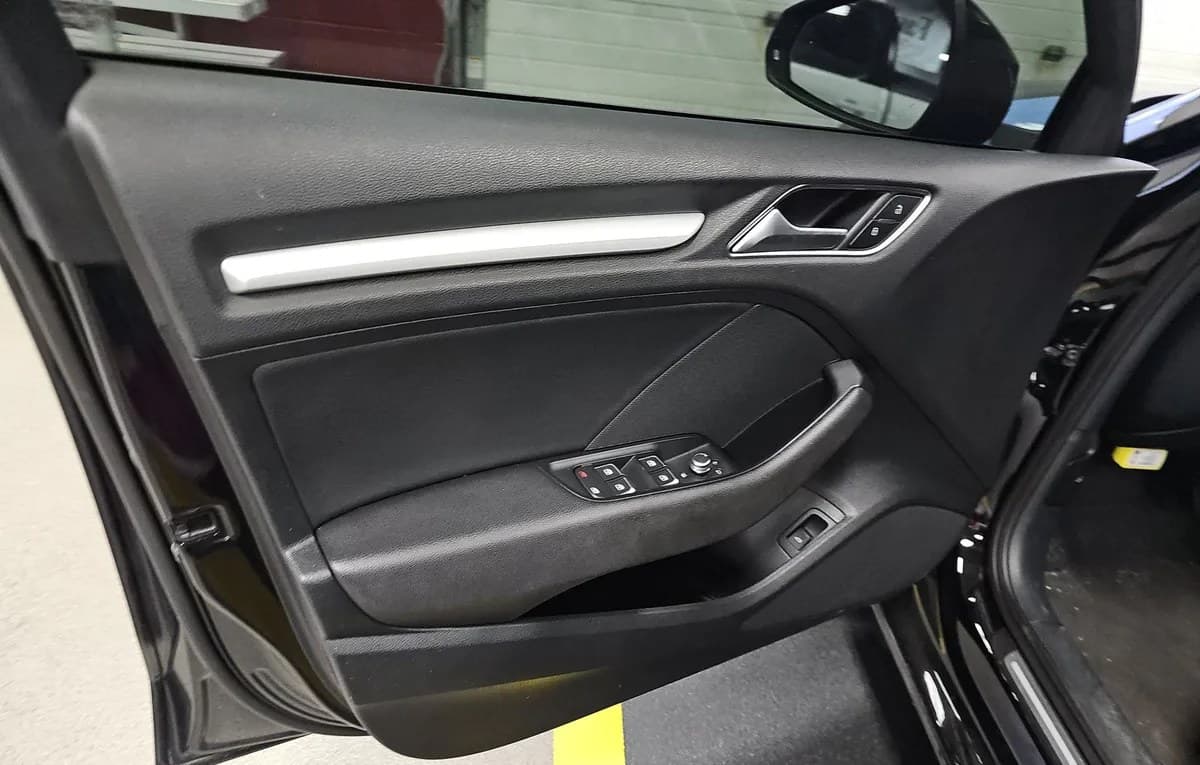 2019 AUDI A3 2.0T TITANIUM Premium 6