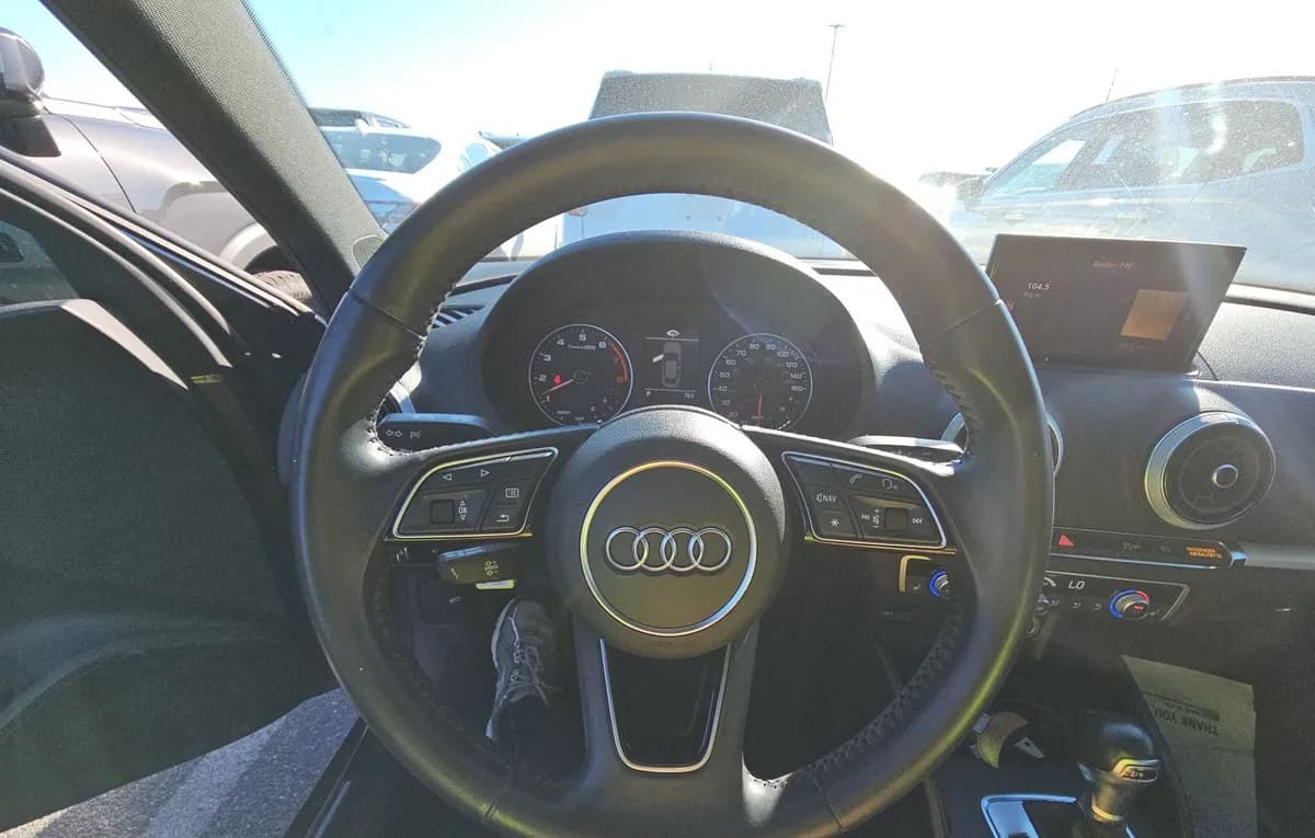 2019 AUDI A3 2.0T Premium 7