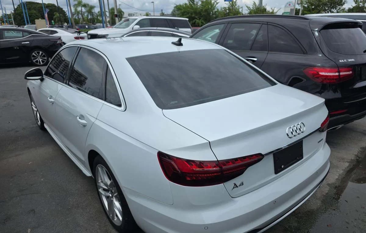 2021 AUDI A4 S LINE Premium 3