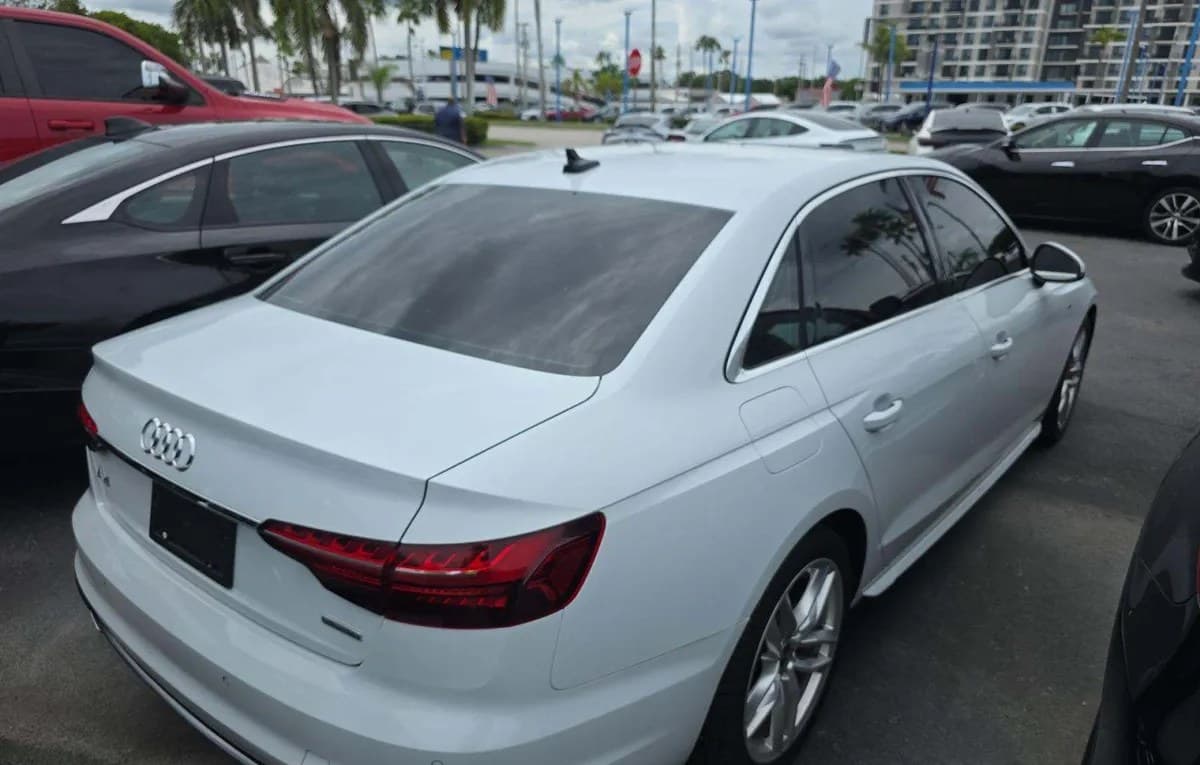 2021 AUDI A4 S LINE Premium 4