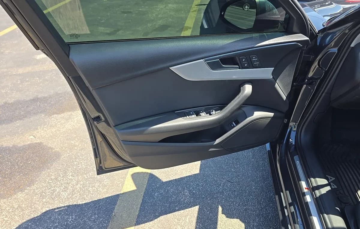 2018 AUDI A4 Premium 6