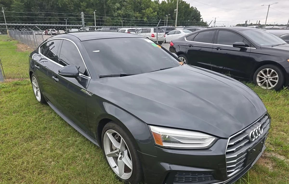 2018 AUDI A5 Premium 4