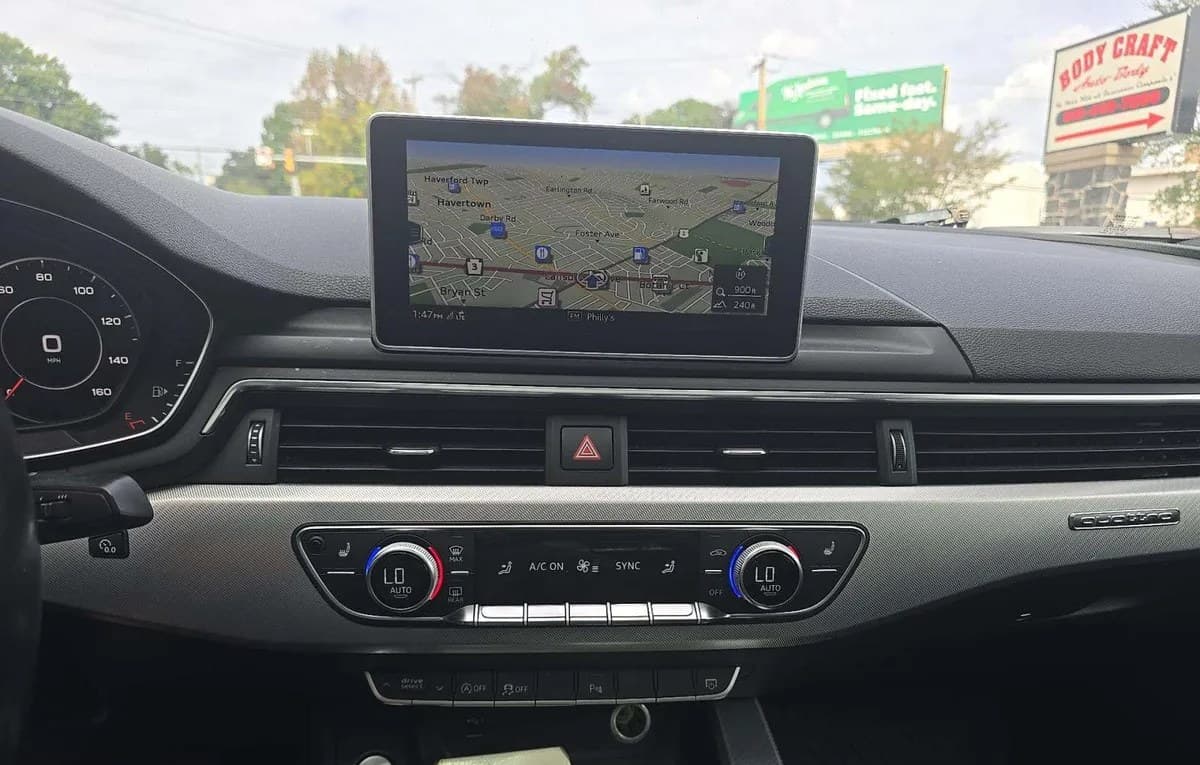 2019 AUDI A4 PREMIUM Plus 7