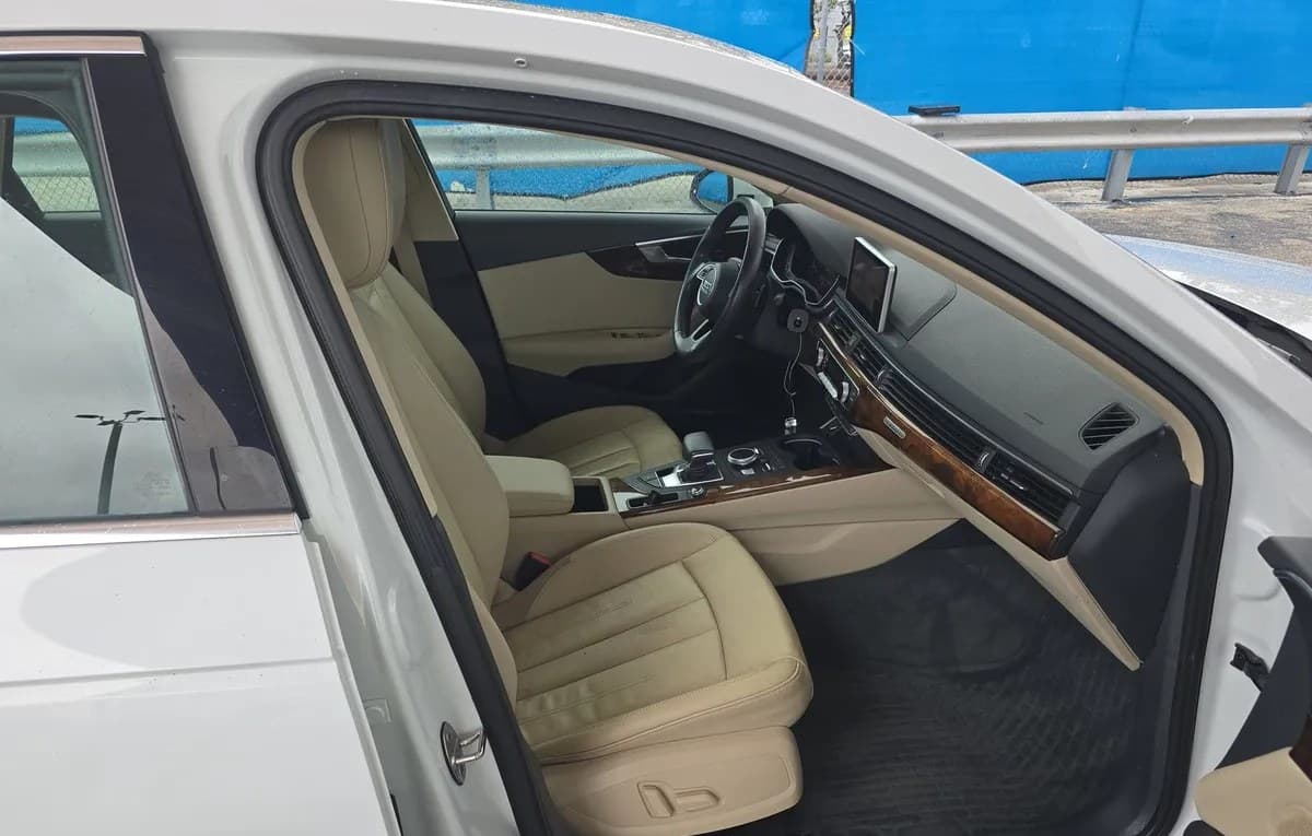 2017 AUDI A4 Progressiv 5