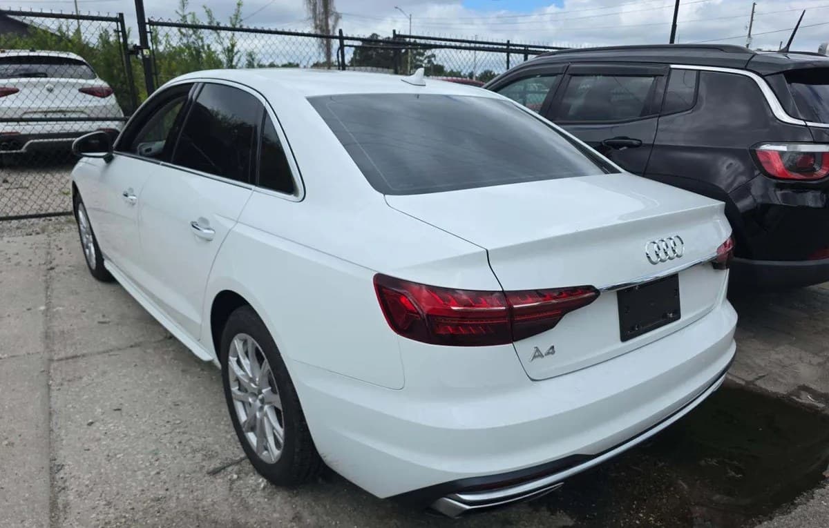 2020 AUDI A4 Premium 3
