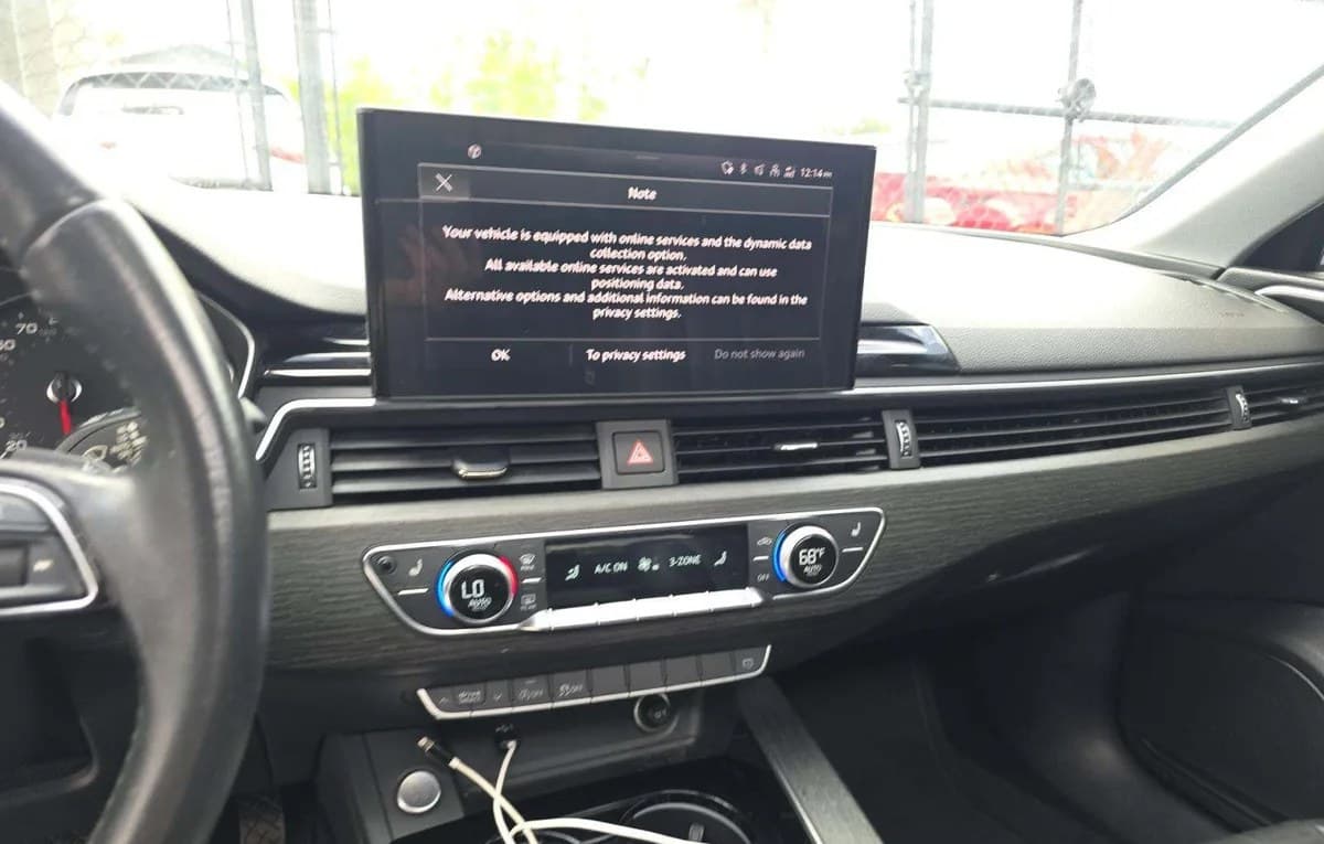 2020 AUDI A4 Premium 7