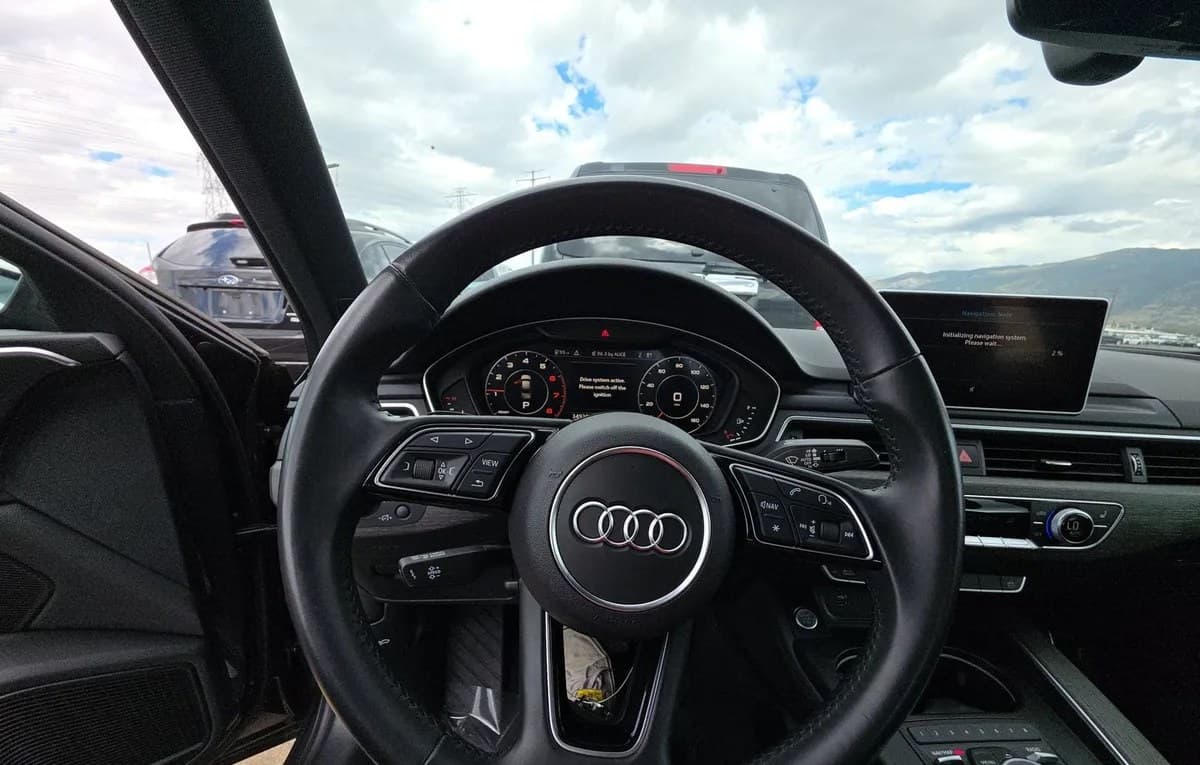 2019 AUDI A4 PREMIUM Plus 7