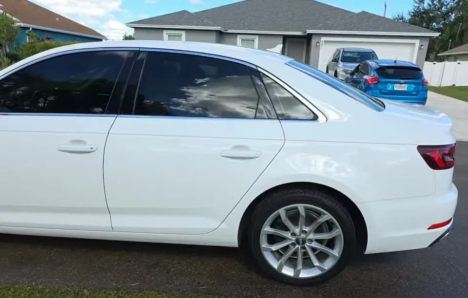 2019 AUDI A4 PREMIUM Plus 4