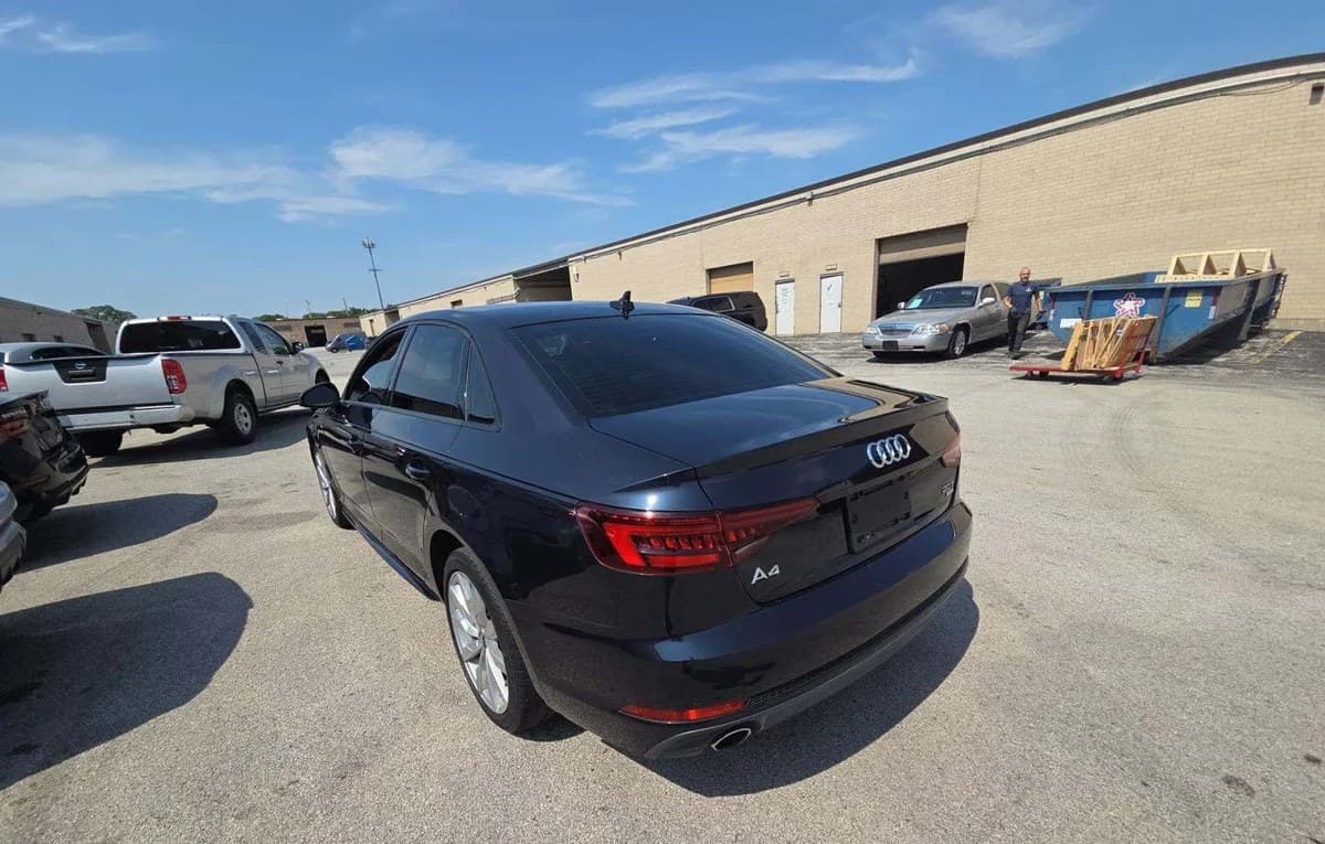 2018 AUDI A4 Premium 3
