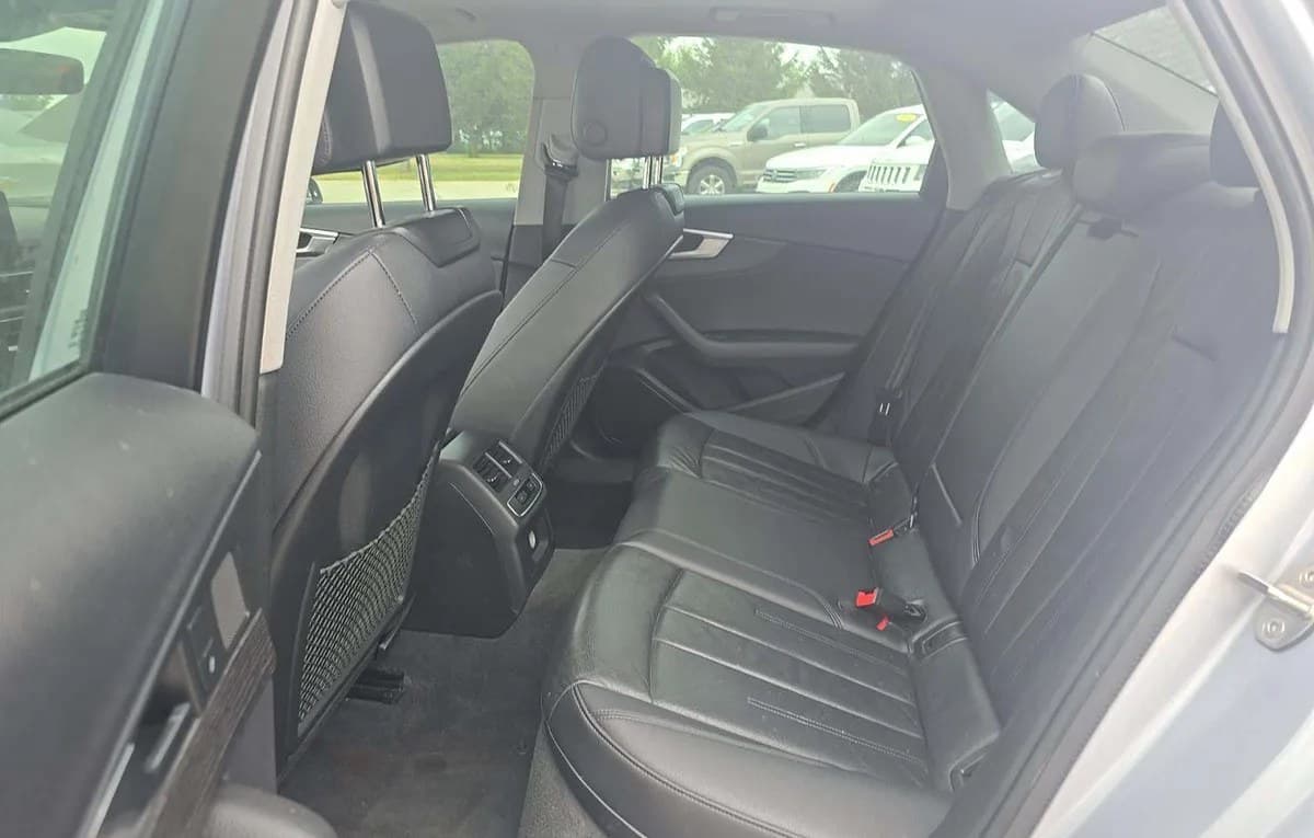 2018 AUDI A4 Premium 7
