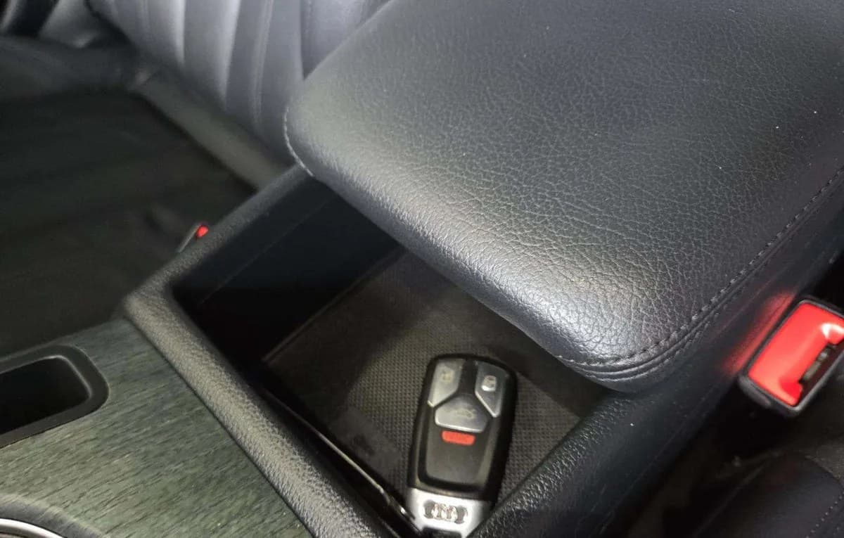2018 AUDI A4 Premium 5
