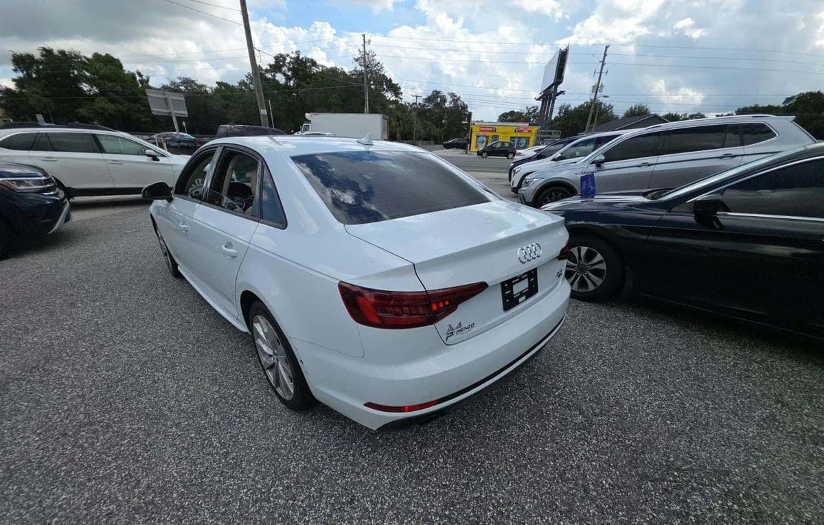 2018 AUDI A4 Premium 3