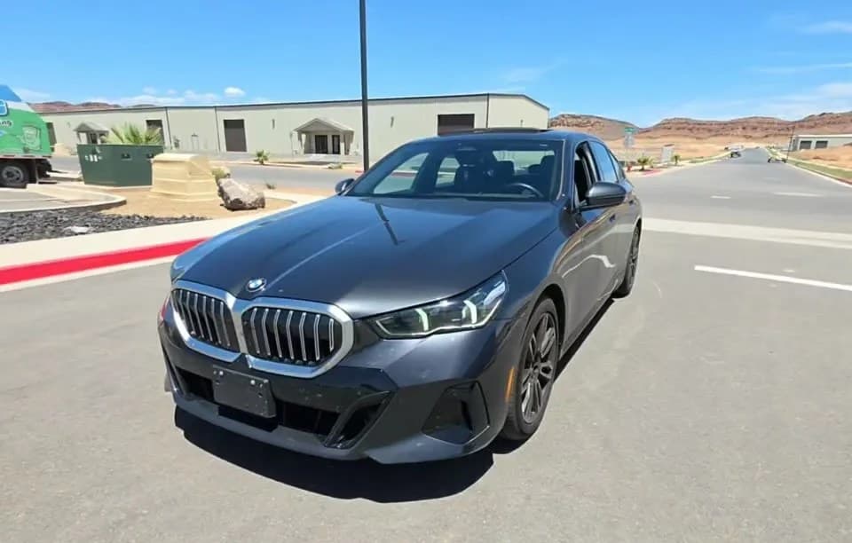 2025 BMW 5 SERIES SEDAN 530I XDRIVE M SPORT LINE