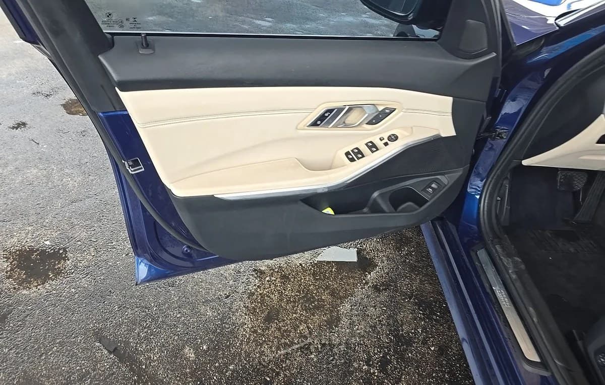 2019 BMW 3 SERIES 330i 6