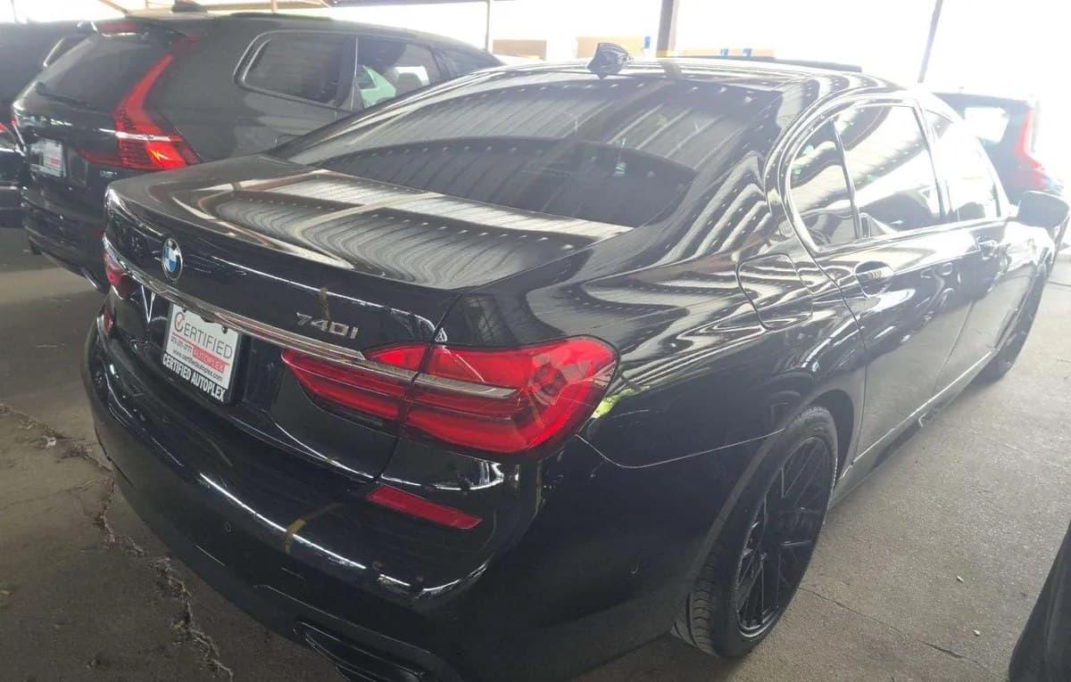 2017 BMW 7 SERIES 740i 4