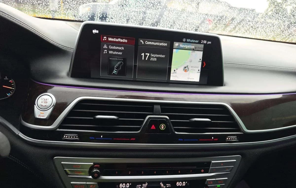 2018 BMW 7 SERIES 740i 7
