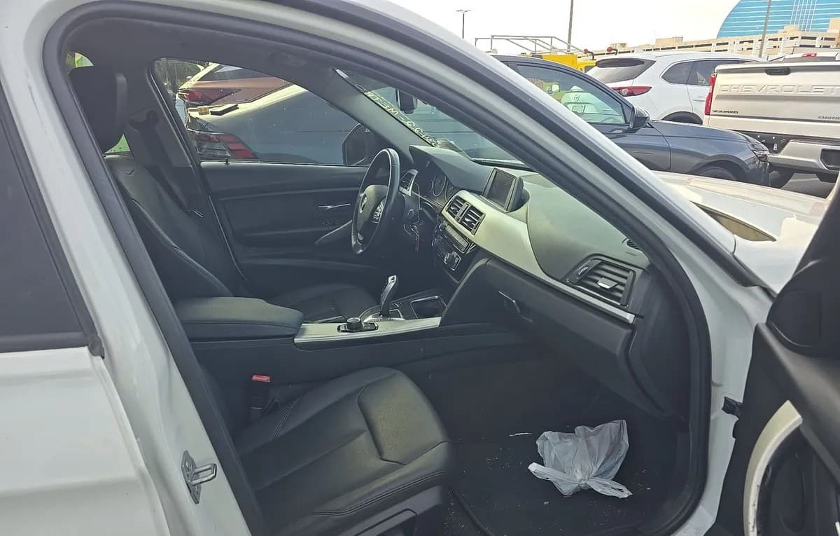 2018 BMW 3 SERIES 320i 5
