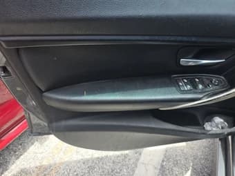2017 BMW 3 SERIES 320i 10