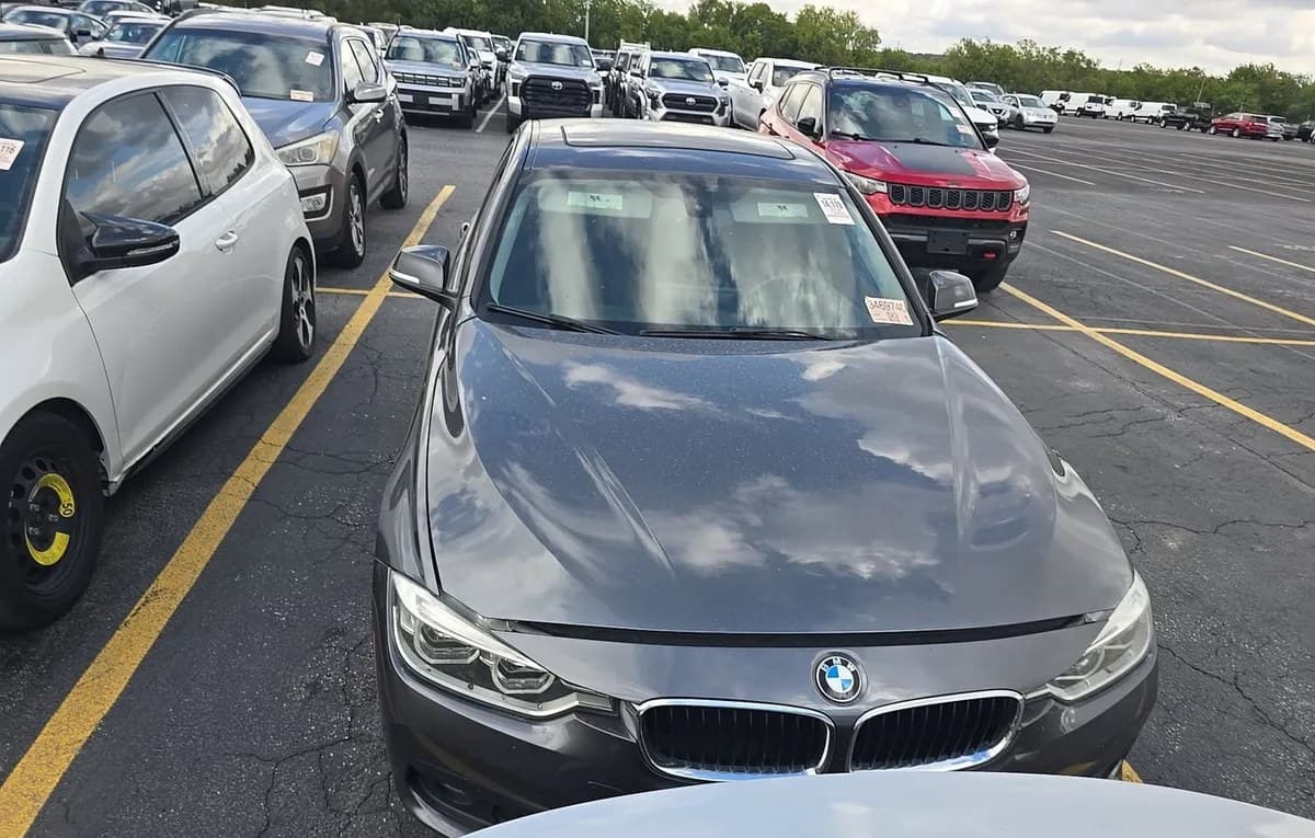 2018 BMW 3 SERIES 320i 2