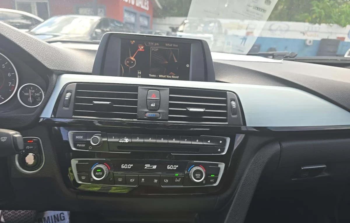 2017 BMW 3 SERIES 330i 7
