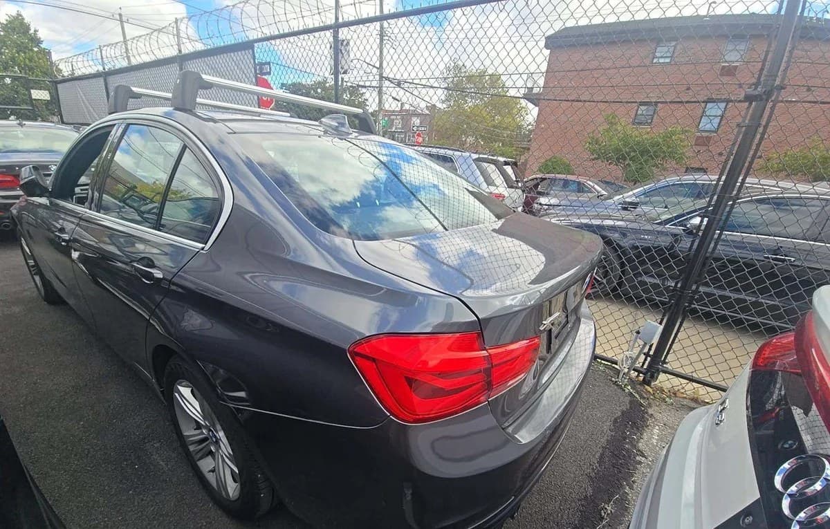 2017 BMW 3 SERIES 330I xDrive 3