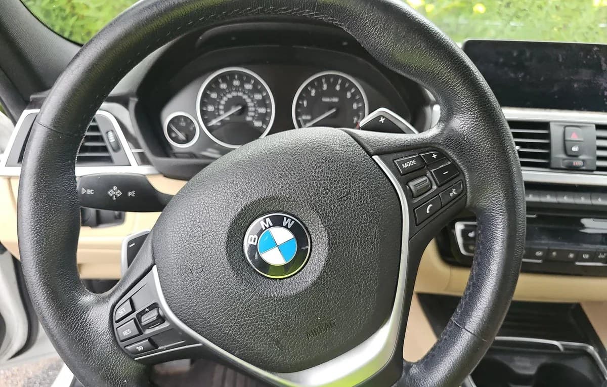 2017 BMW 3 SERIES 330I xDrive 6