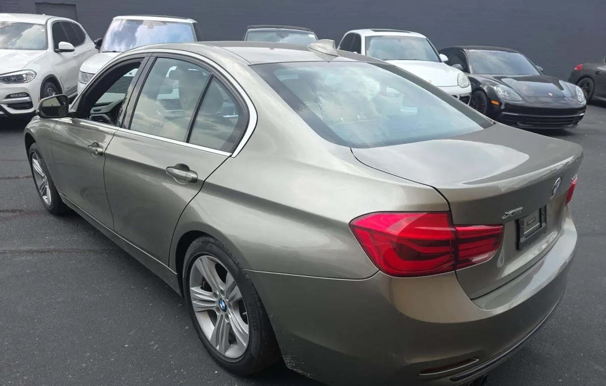 2018 BMW 3 SERIES 330I xDrive 3