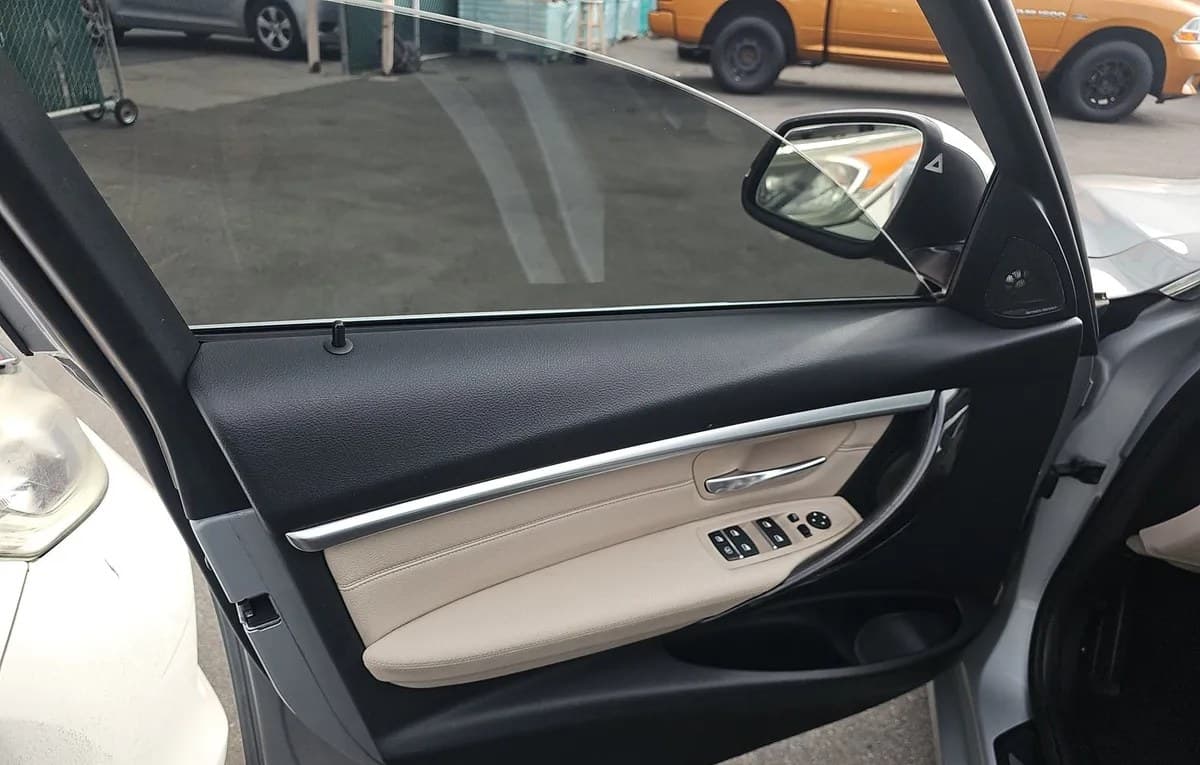 2017 BMW 3 SERIES 330E iPerformance 5