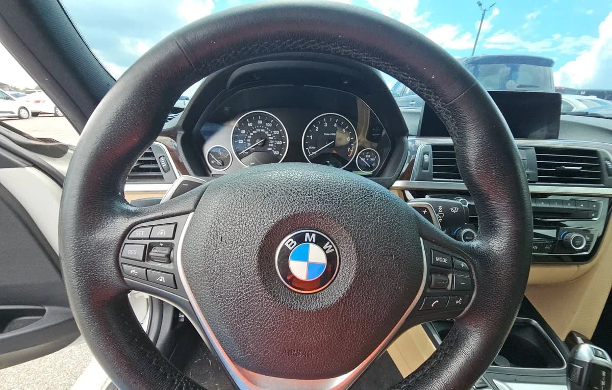 2017 BMW 3 SERIES 330E iPerformance 7