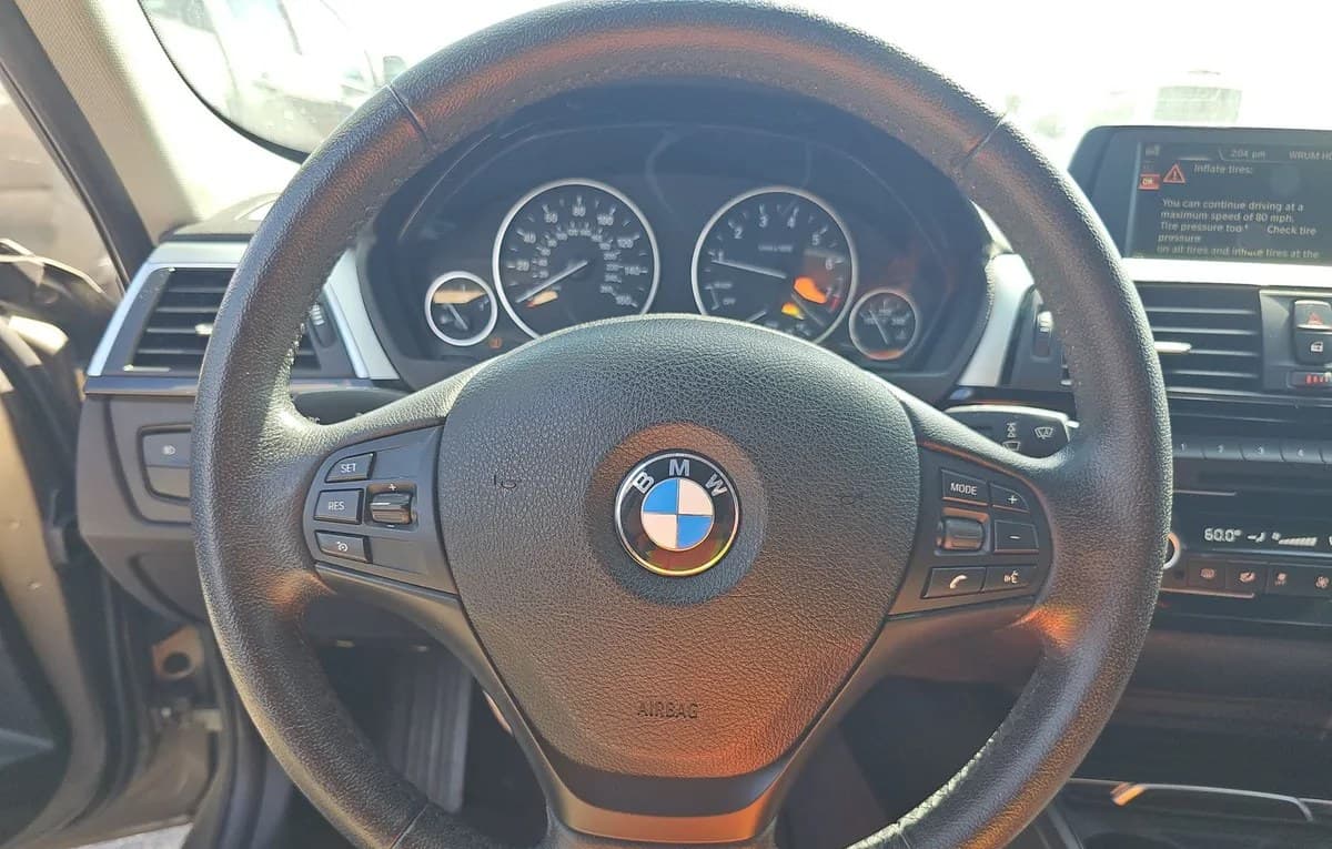 2017 BMW 3 SERIES 320i 7