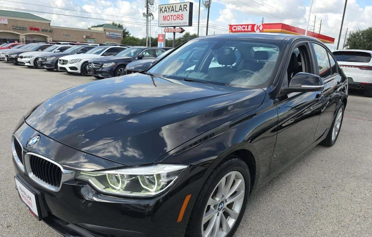 2018 BMW 3 SERIES 320i 2
